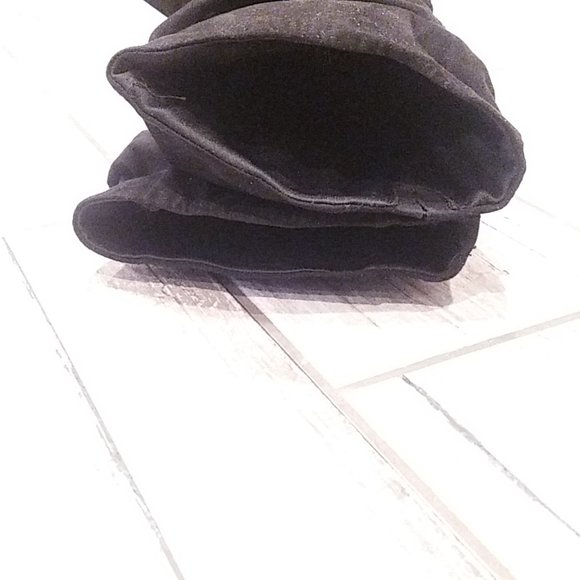 Women's Slouchy Boots With Pointy Toe - Color Black - Picture 3 of 16